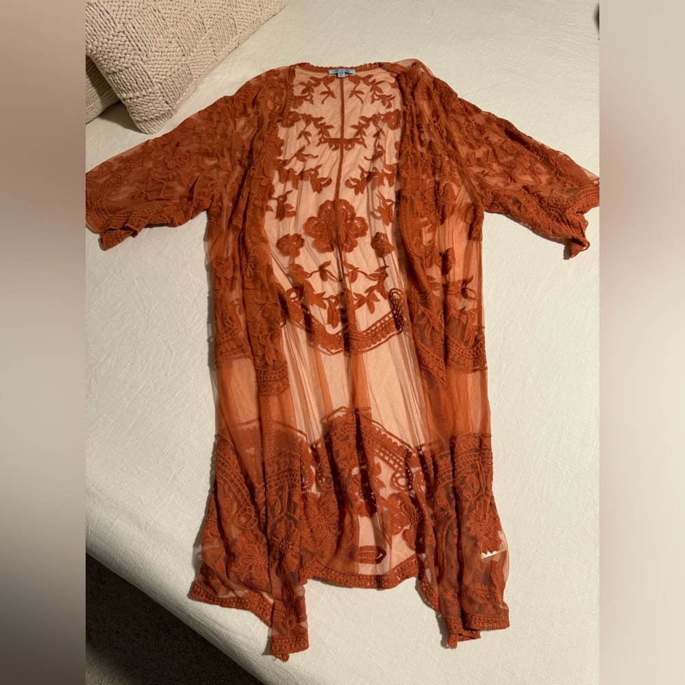 She & Sky lace duster!